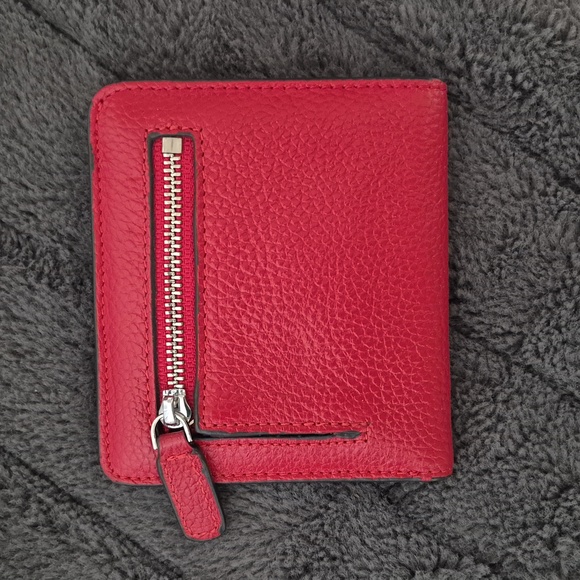 NWOT Leather Small Red Wallet! - Picture 2 of 11
